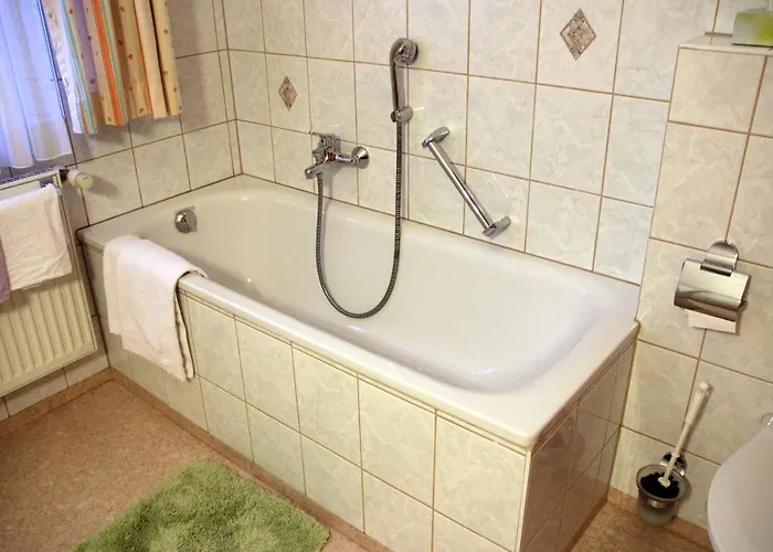 Zum Weissen Lamm Hotel *