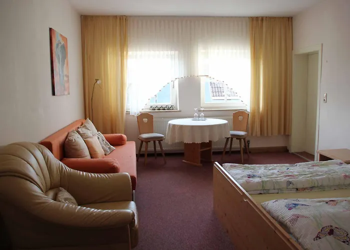 Zum Weissen Lamm Hotel *