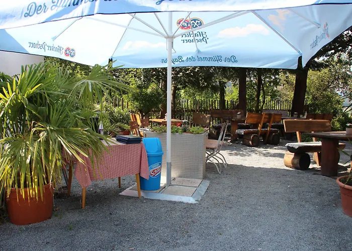 Zum Weissen Lamm Hotel